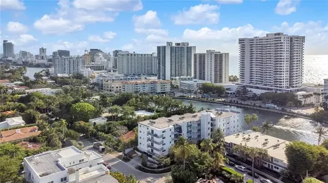 2455 Flamingo Drive Miami Beach FL 33140