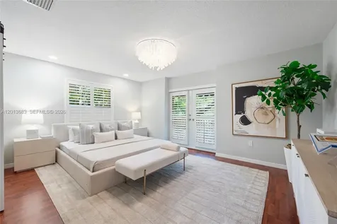 3274 Gifford Lane Miami FL 33133