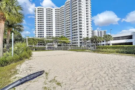 3300 NE 191st Street Aventura FL 33180