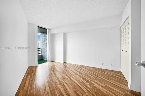 3300 NE 191st Street Aventura FL 33180