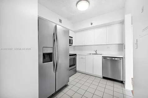 3300 NE 191st Street Aventura FL 33180