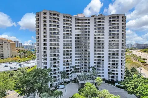 3300 NE 191st Street Aventura FL 33180