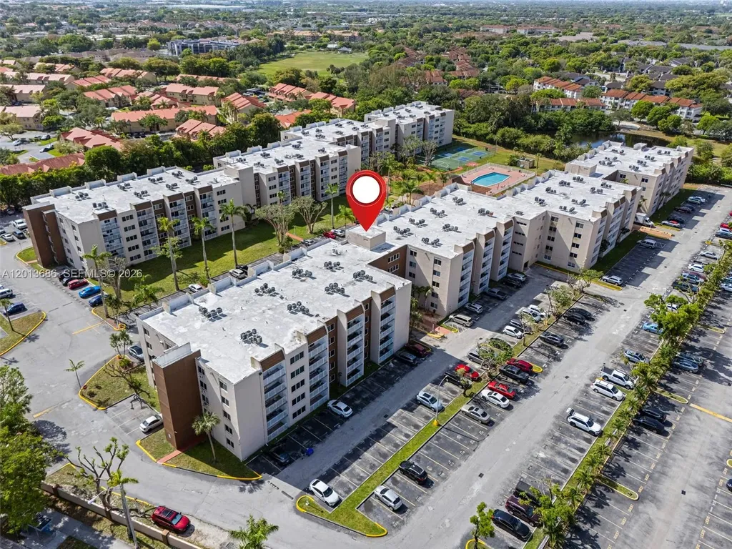 6950 Miami Gardens Drive Hialeah FL 33015