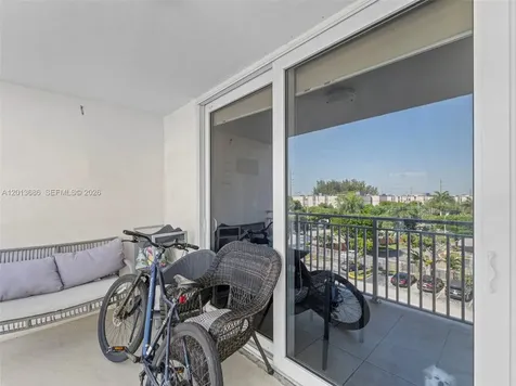6950 Miami Gardens Drive Hialeah FL 33015