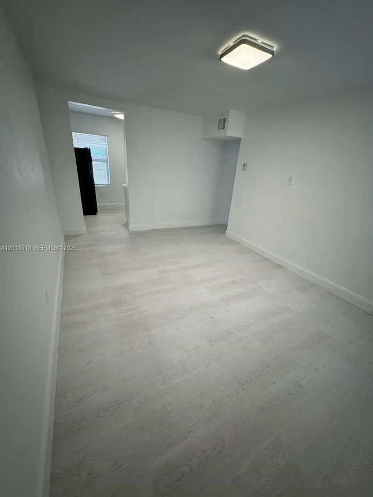 7360 SW 21st Street Miami FL 33155