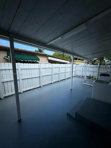 7360 SW 21st Street Miami FL 33155