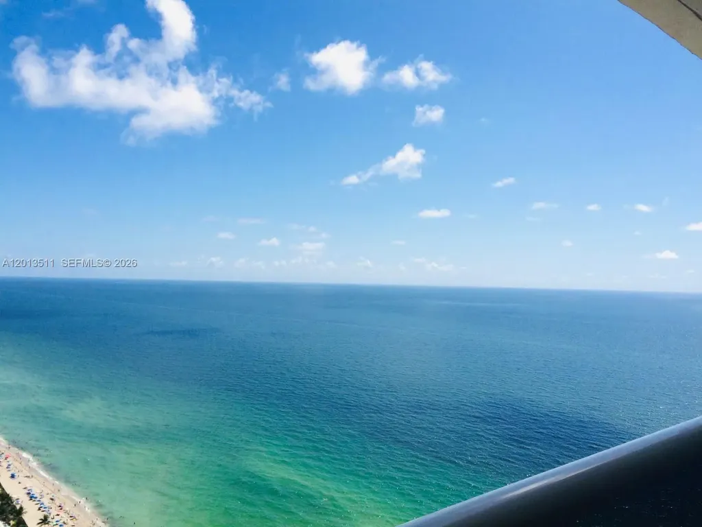 Hallandale Beach FL 33009