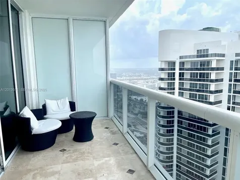 Hallandale Beach FL 33009