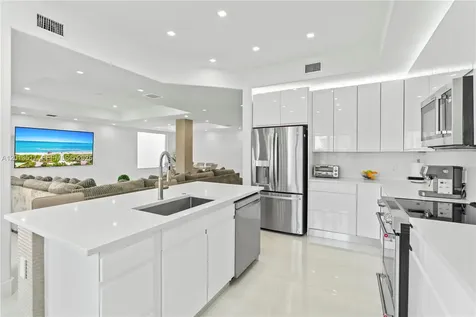 3188 NE 211th Terrace Aventura FL 33180