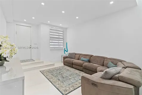 3188 NE 211th Terrace Aventura FL 33180