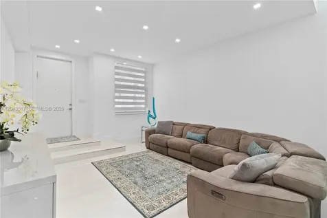 3188 NE 211th Terrace Aventura FL 33180