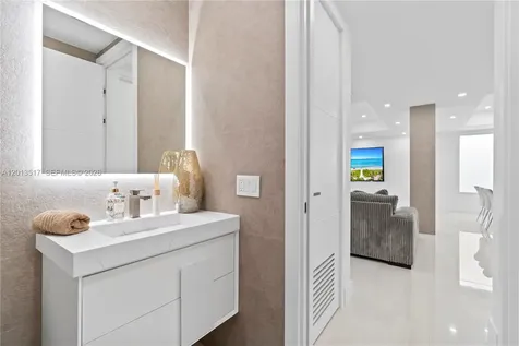 3188 NE 211th Terrace Aventura FL 33180