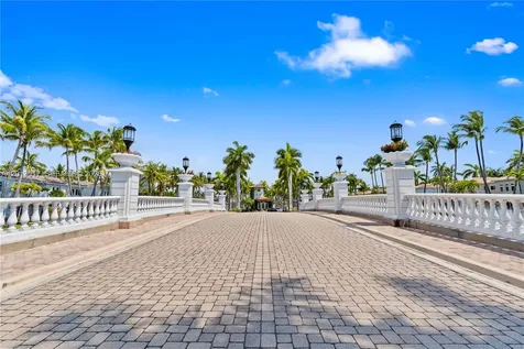3188 NE 211th Terrace Aventura FL 33180