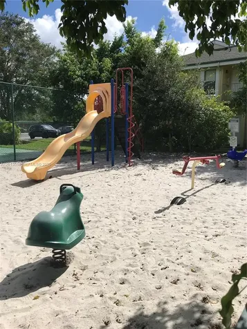 4044 NW 87th Avenue Sunrise FL 33351