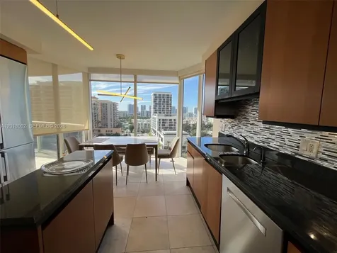 Sunny Isles Beach FL 33160