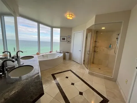 Sunny Isles Beach FL 33160