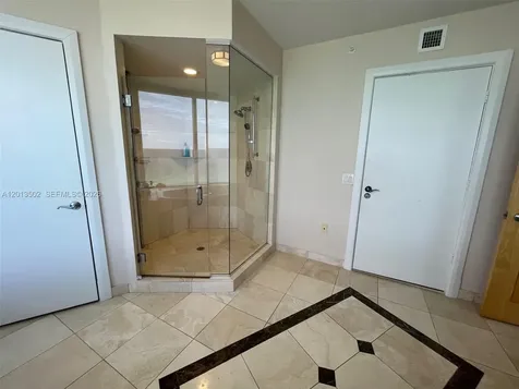 Sunny Isles Beach FL 33160