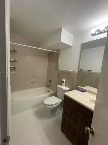 809 NE 199th Street Miami FL 33179