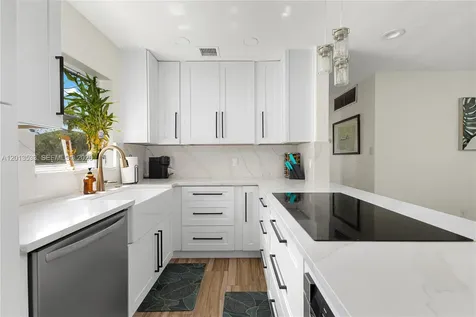 2716 NW 3rd Avenue Wilton Manors FL 33311