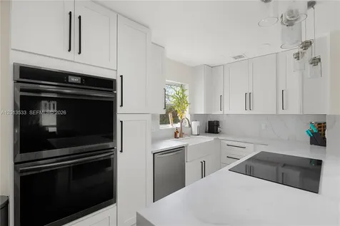 2716 NW 3rd Avenue Wilton Manors FL 33311
