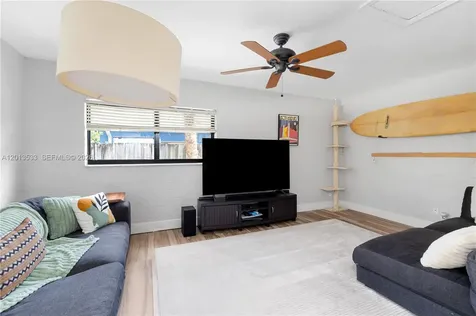 2716 NW 3rd Avenue Wilton Manors FL 33311