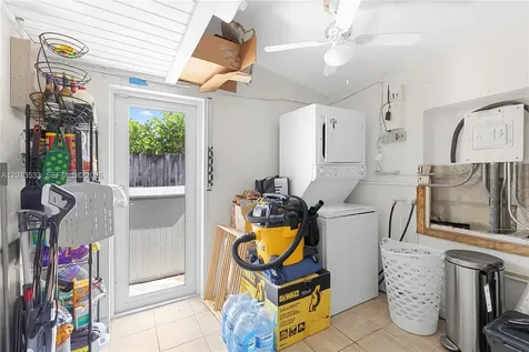 2716 NW 3rd Avenue Wilton Manors FL 33311