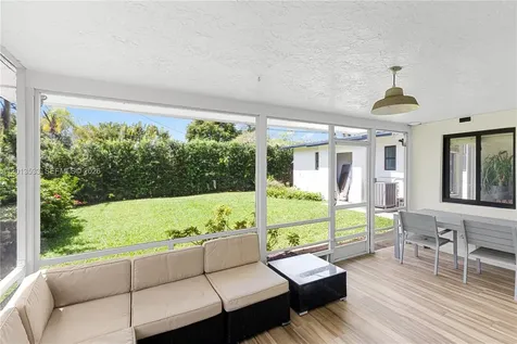 2716 NW 3rd Avenue Wilton Manors FL 33311