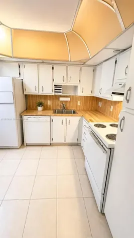 900 Saint Charles Place Pembroke Pines FL 33026