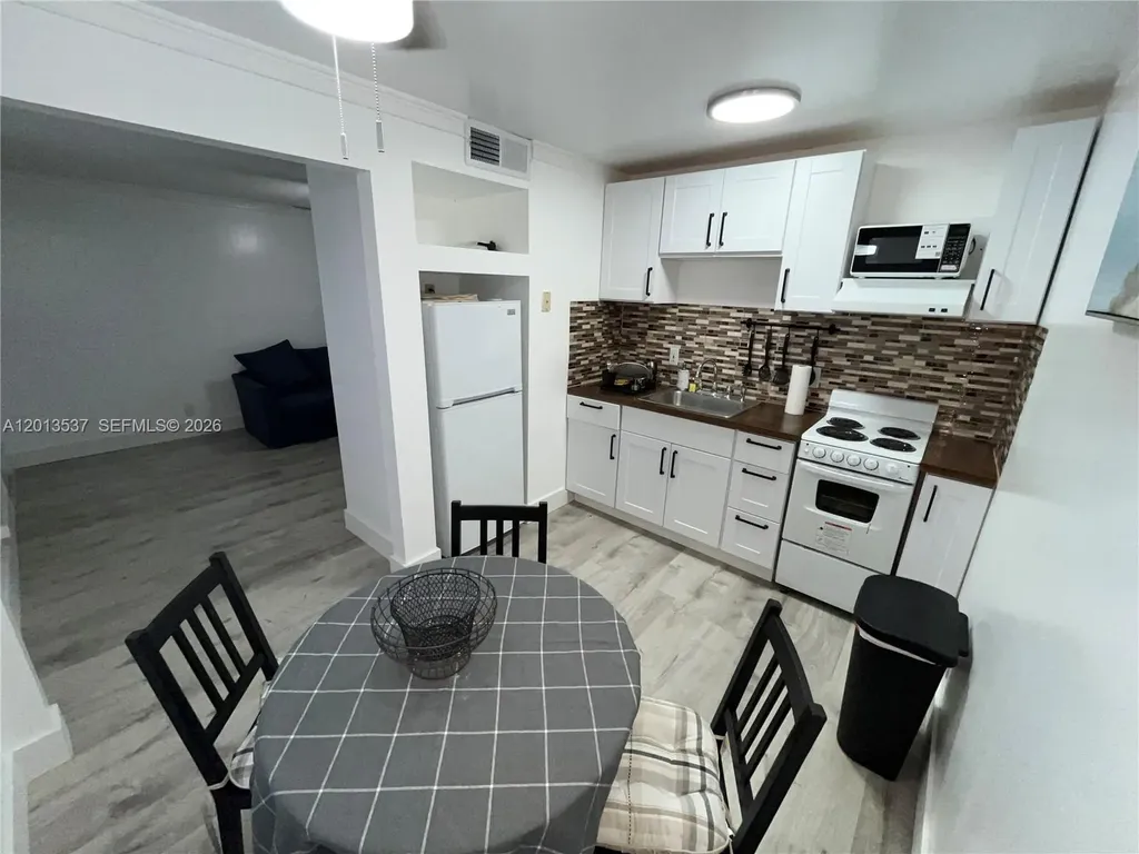 326 Wilson Street Hollywood FL 33019