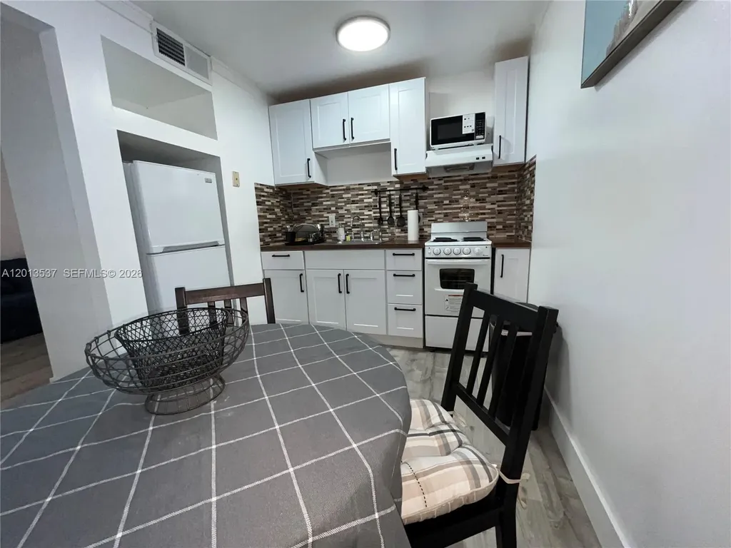 326 Wilson Street Hollywood FL 33019