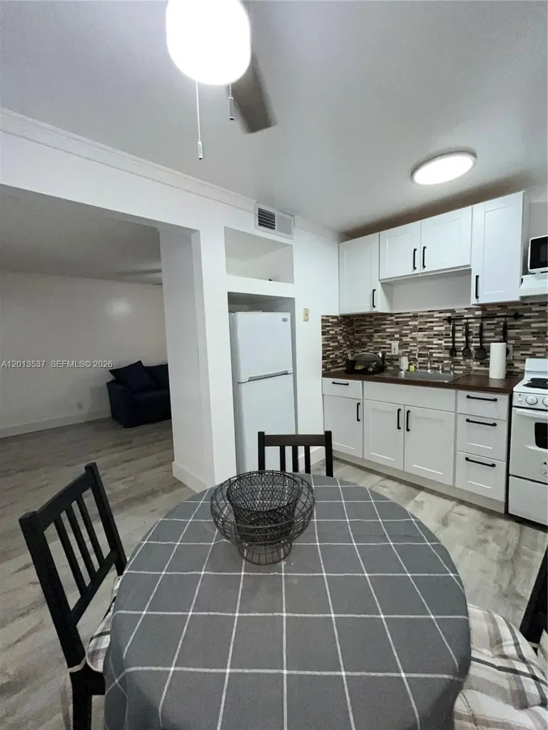 326 Wilson Street Hollywood FL 33019