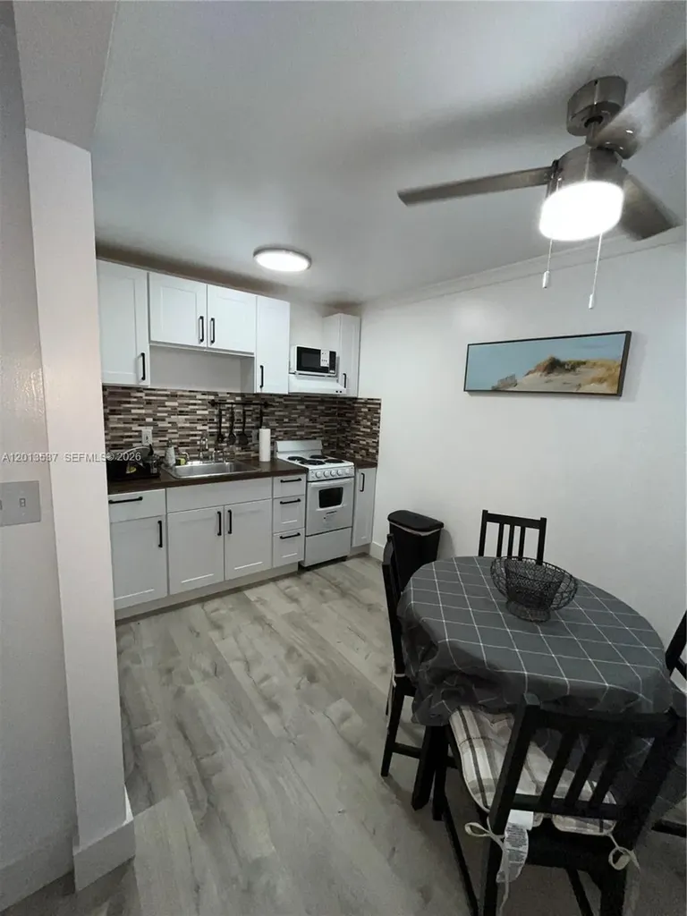 326 Wilson Street Hollywood FL 33019
