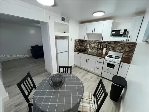 326 Wilson Street Hollywood FL 33019