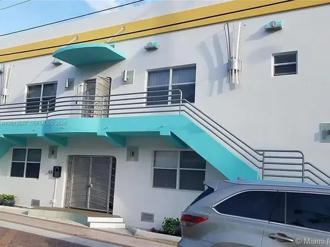 326 Wilson Street Hollywood FL 33019