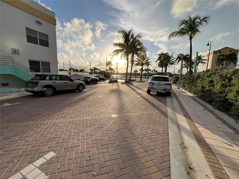 326 Wilson Street Hollywood FL 33019