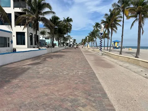 326 Wilson Street Hollywood FL 33019