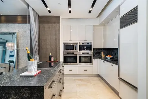 6799 Collins Avenue Miami Beach FL 33141