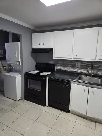 8040 N Colony Circle N Tamarac FL 33321