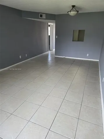 8040 N Colony Circle N Tamarac FL 33321