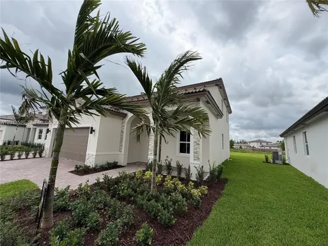 2384 SE 29th Drive Homestead FL 33035