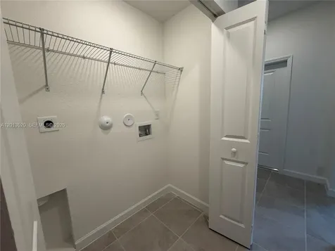 2384 SE 29th Drive Homestead FL 33035