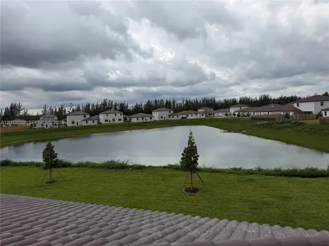 2384 SE 29th Drive Homestead FL 33035
