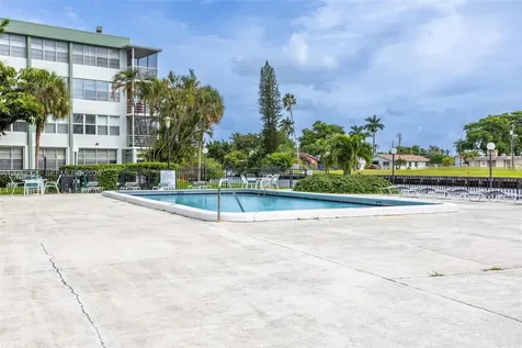 2741 Taft Street Hollywood FL 33020