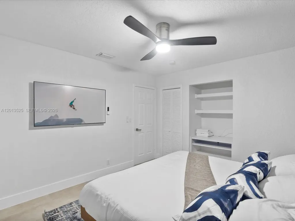 3721 N 55th Avenue Hollywood FL 33021