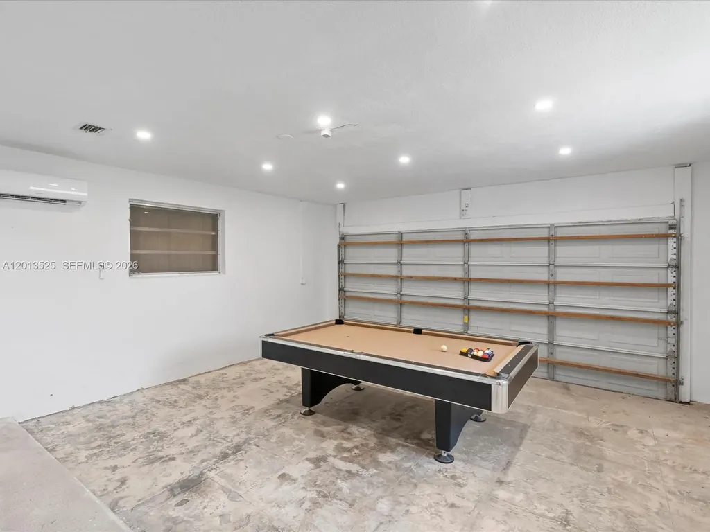 3721 N 55th Avenue Hollywood FL 33021