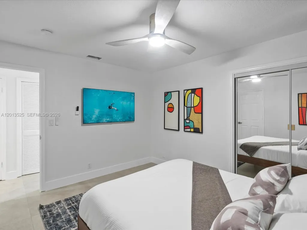 3721 N 55th Avenue Hollywood FL 33021