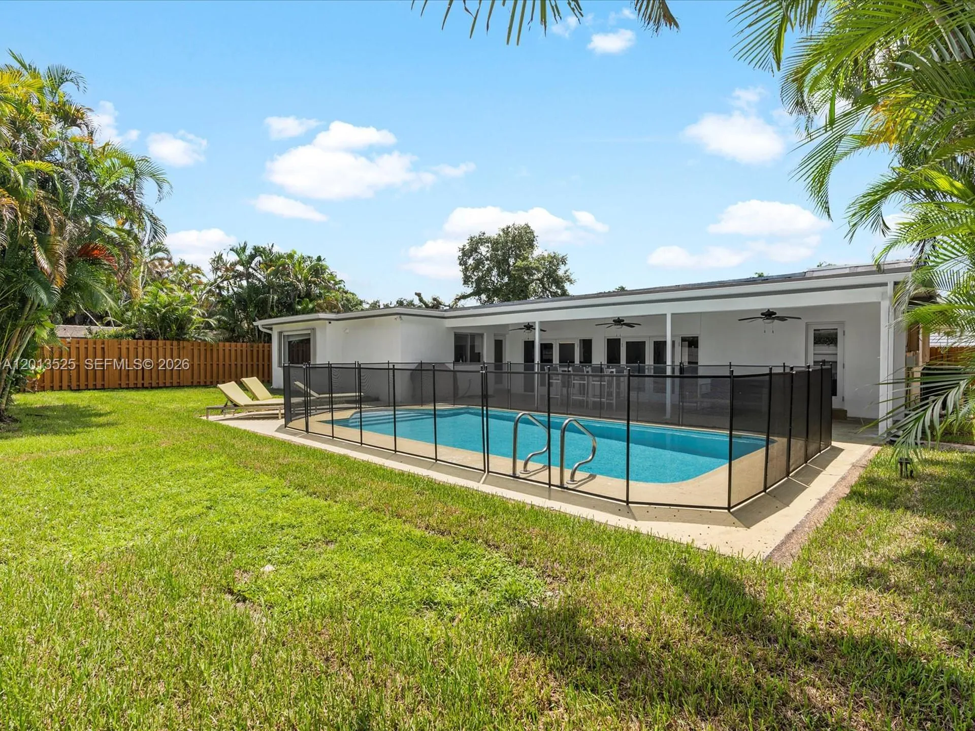 3721 N 55th Avenue Hollywood FL 33021