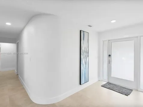3721 N 55th Avenue Hollywood FL 33021