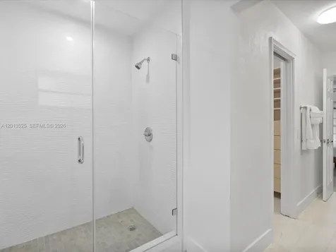 3721 N 55th Avenue Hollywood FL 33021