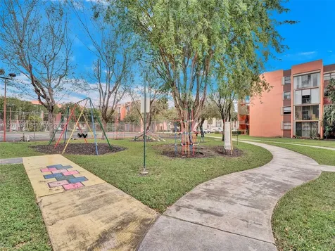 9420 W Flagler Street Miami FL 33174